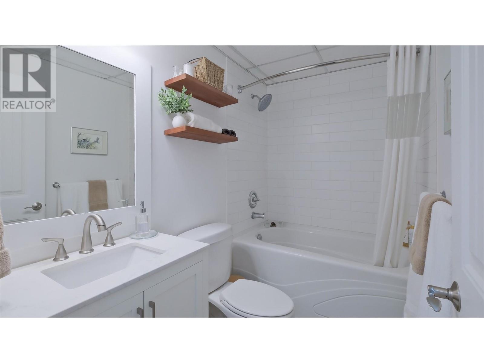 #2102 4042 PRITCHARD DRIVE - Image 24