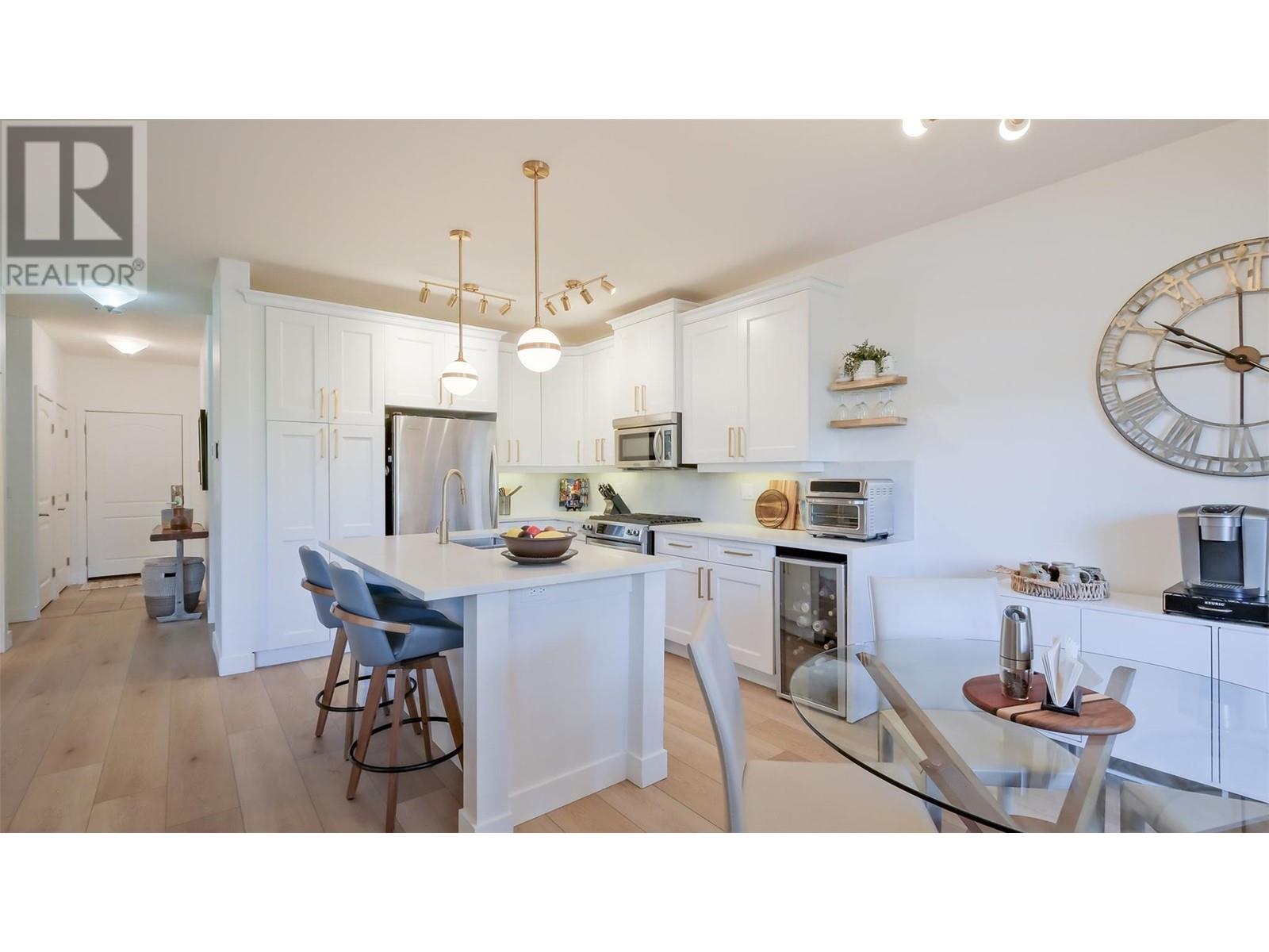 #2102 4042 PRITCHARD DRIVE - Image 3