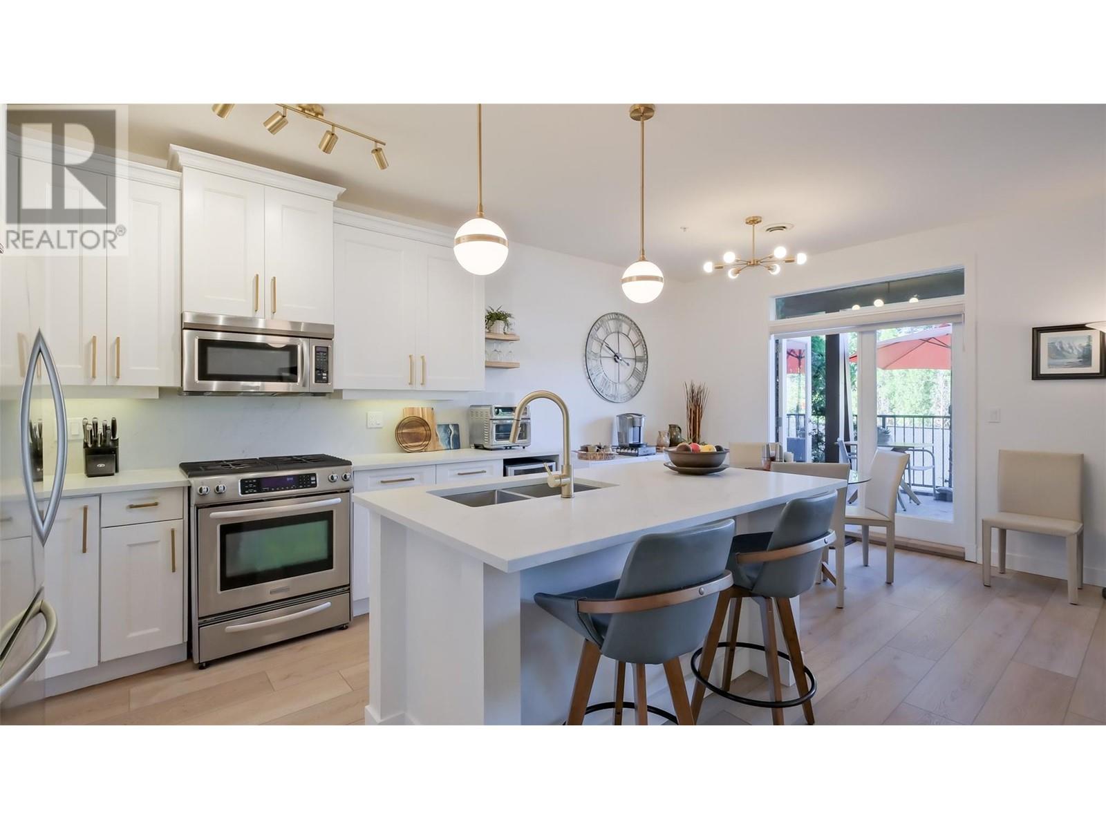#2102 4042 PRITCHARD DRIVE - Image 4
