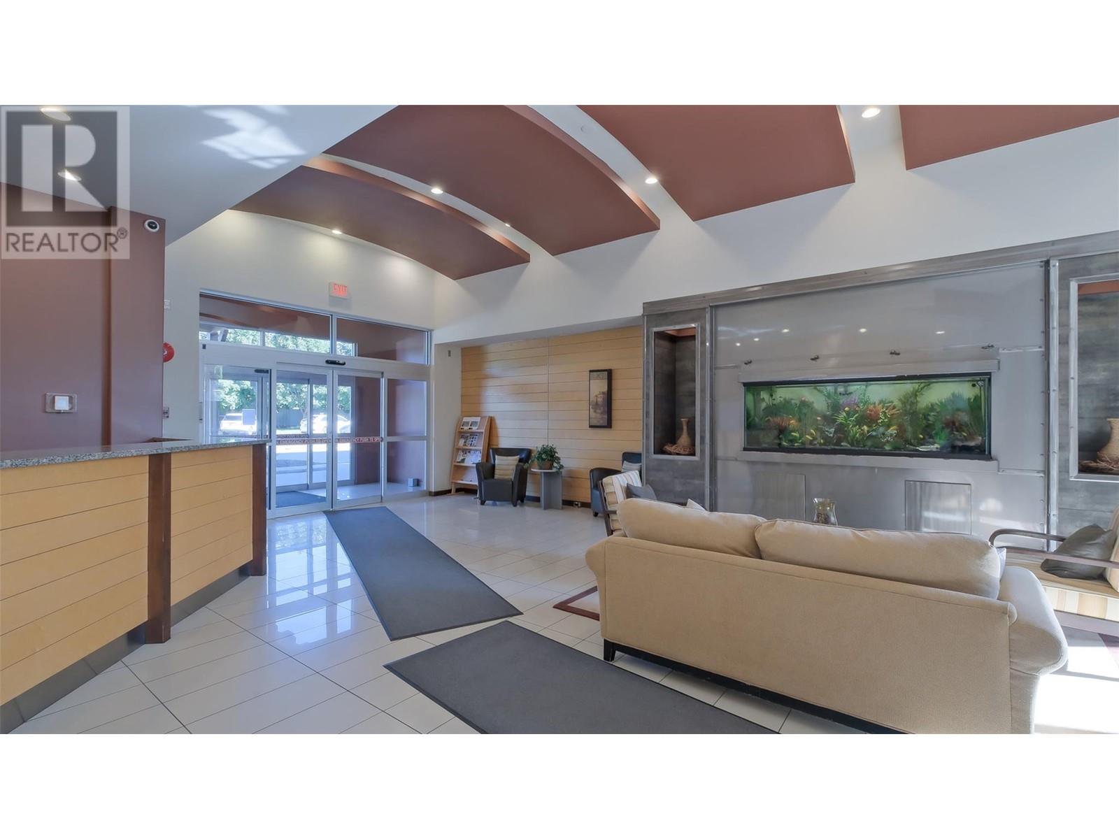 #2102 4042 PRITCHARD DRIVE - Image 45