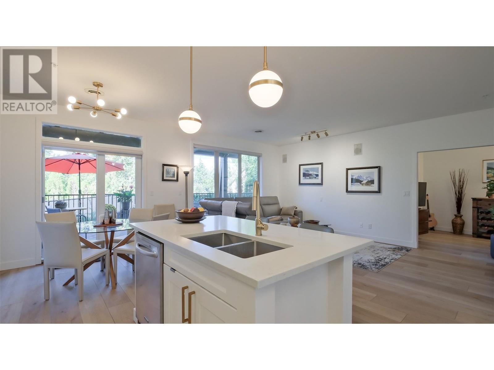 2102 4042 Pritchard Drive, West Kelowna