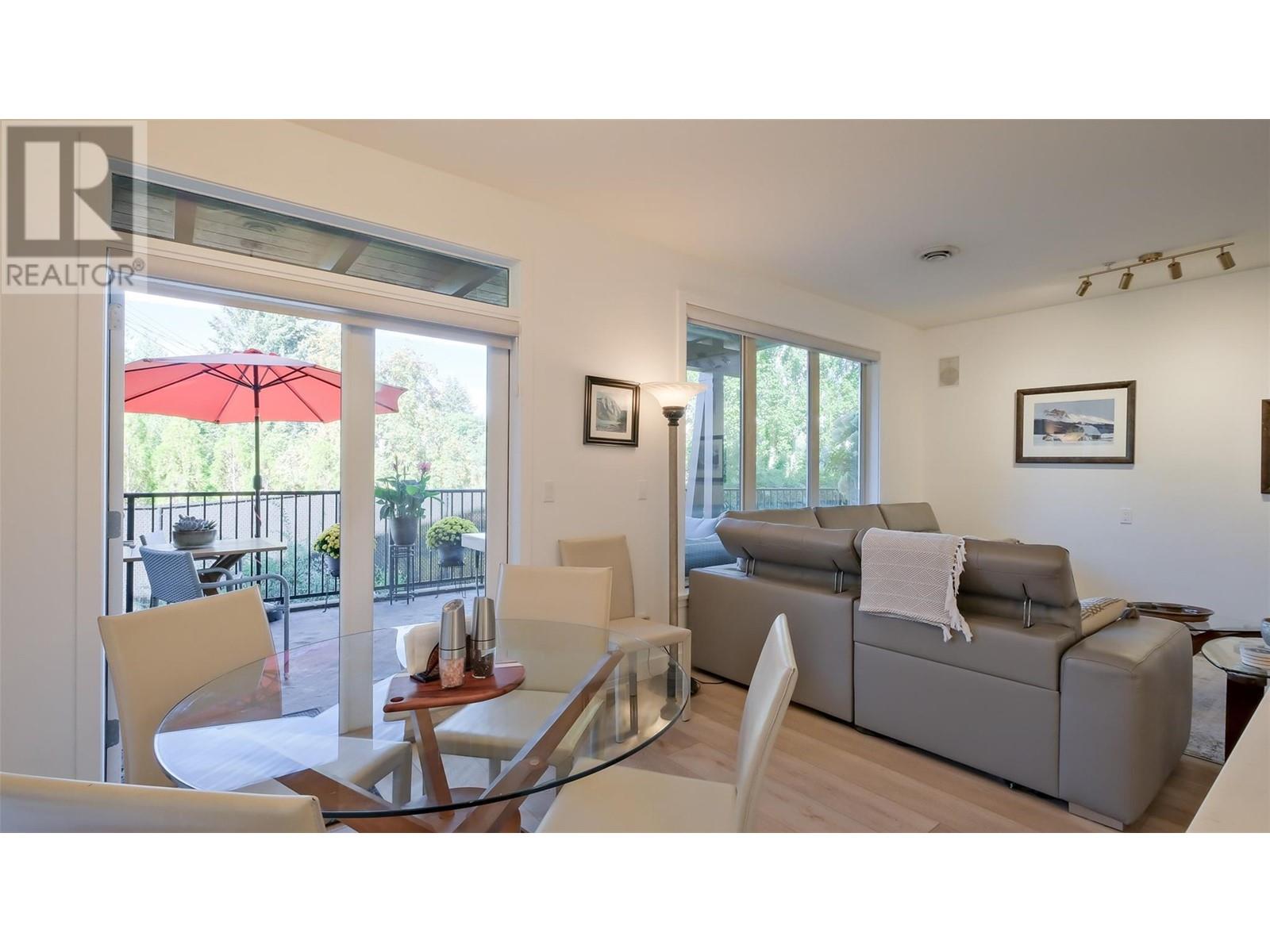 #2102 4042 PRITCHARD DRIVE - Image 9