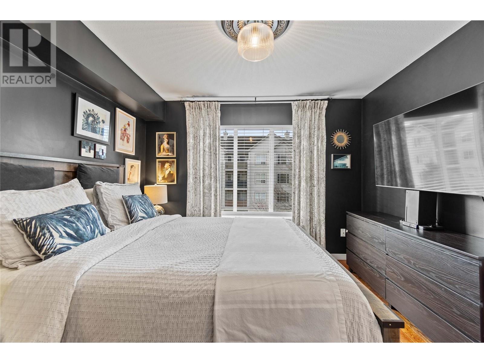 306 640 3 Street Southwest, Salmon Arm