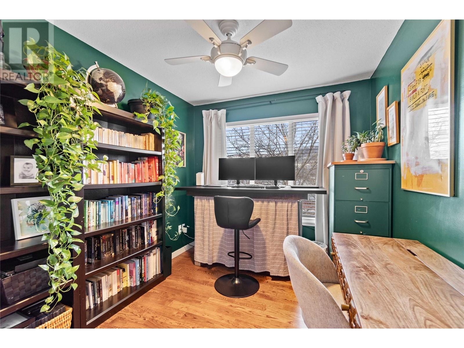 306 640 3 Street Southwest, Salmon Arm