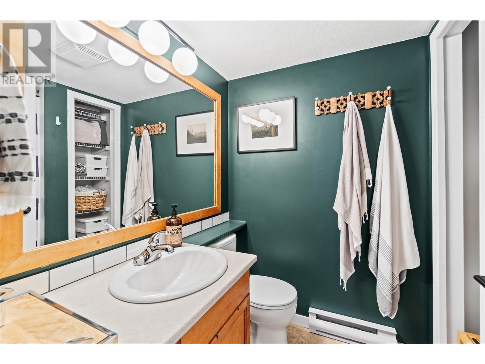 306 640 3 Street Southwest, Salmon Arm