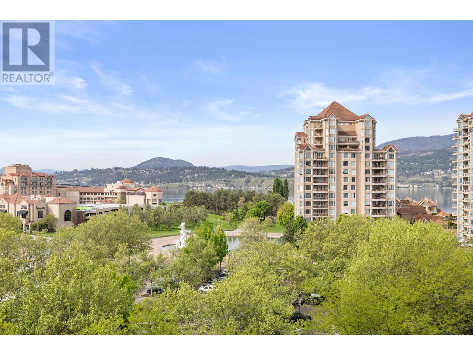 #704 1181 SUNSET DRIVE - 28