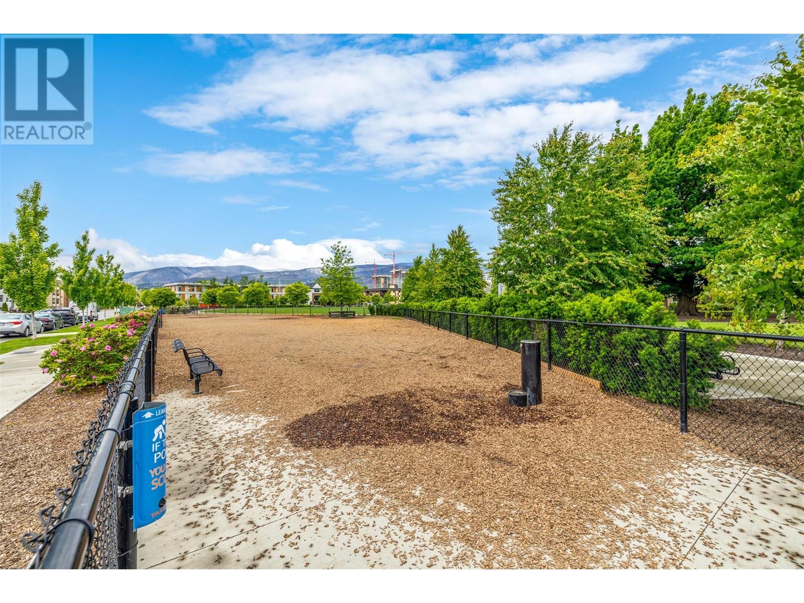 227 1775 Chapman Place, Kelowna