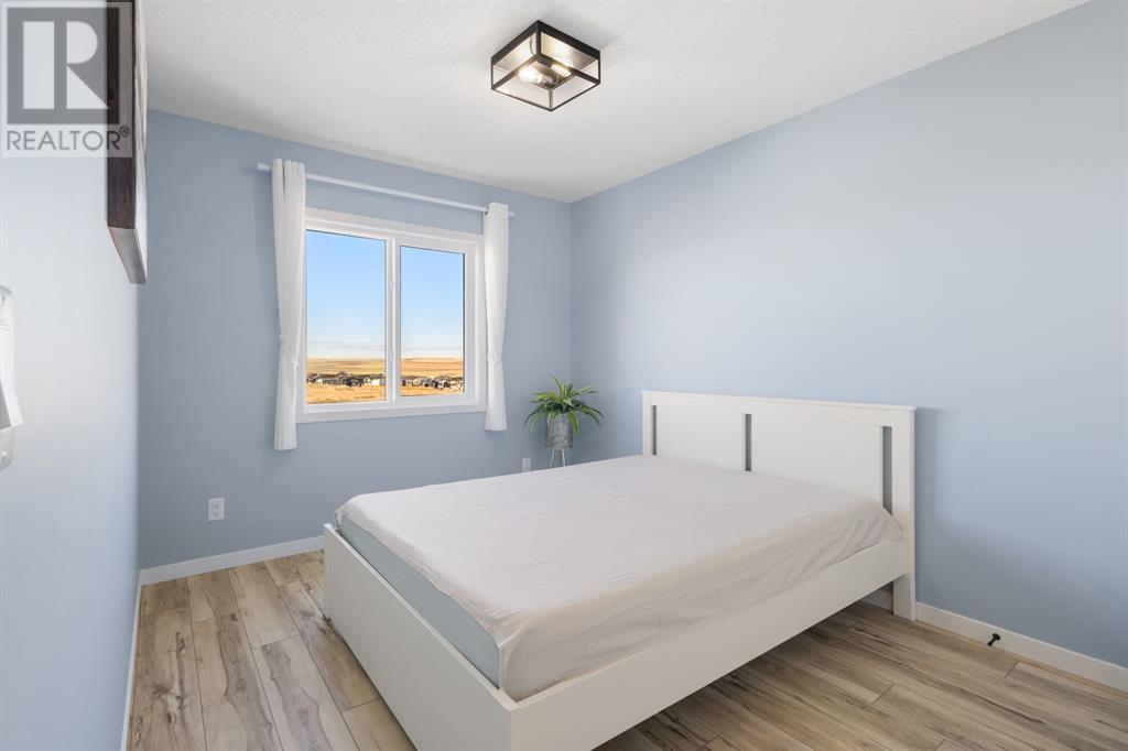 Single Family House for Sale in  Aquila Way NW Glacier Ridge Calgary 