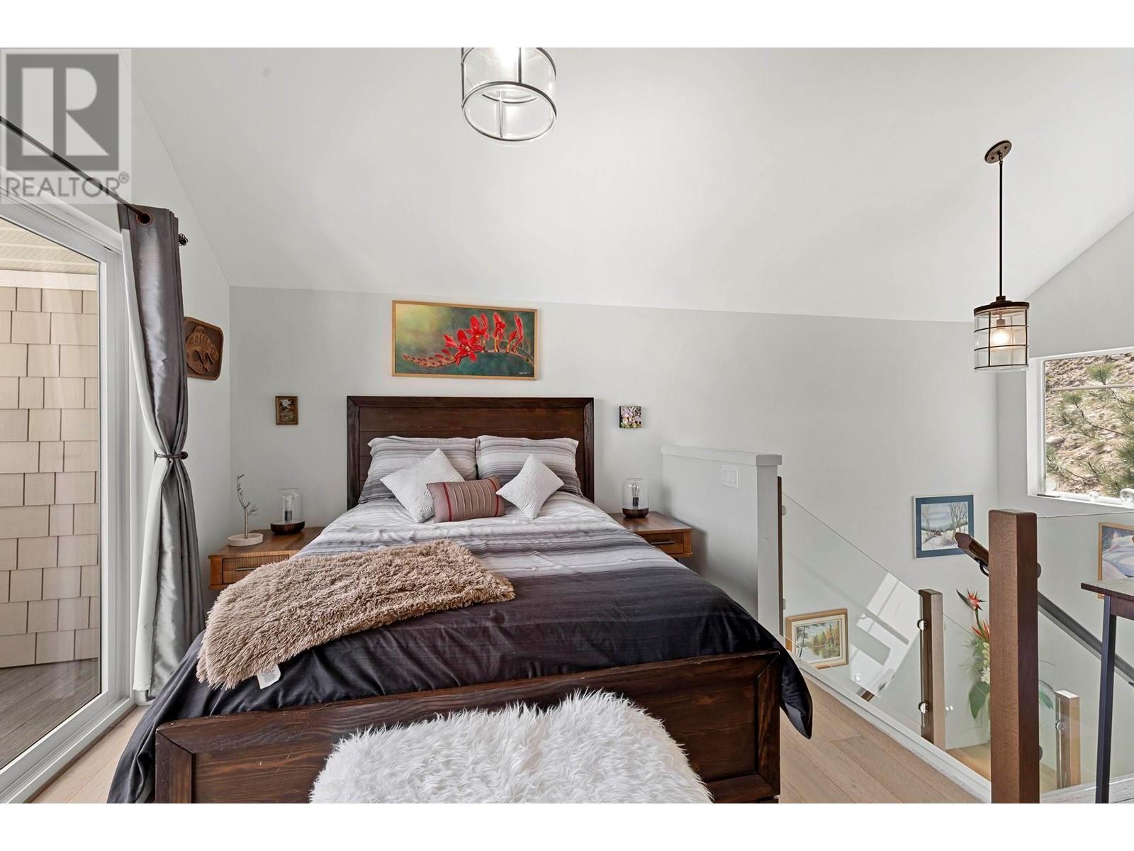  6749 La Palma Loop, Kelowna