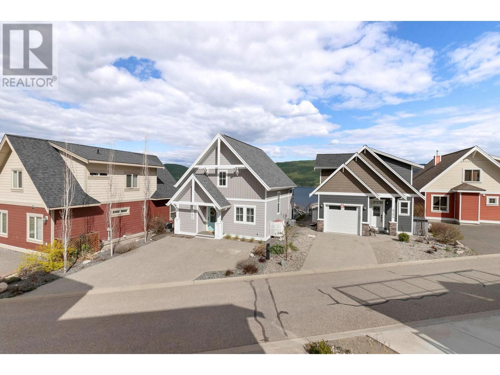  6749 La Palma Loop, Kelowna