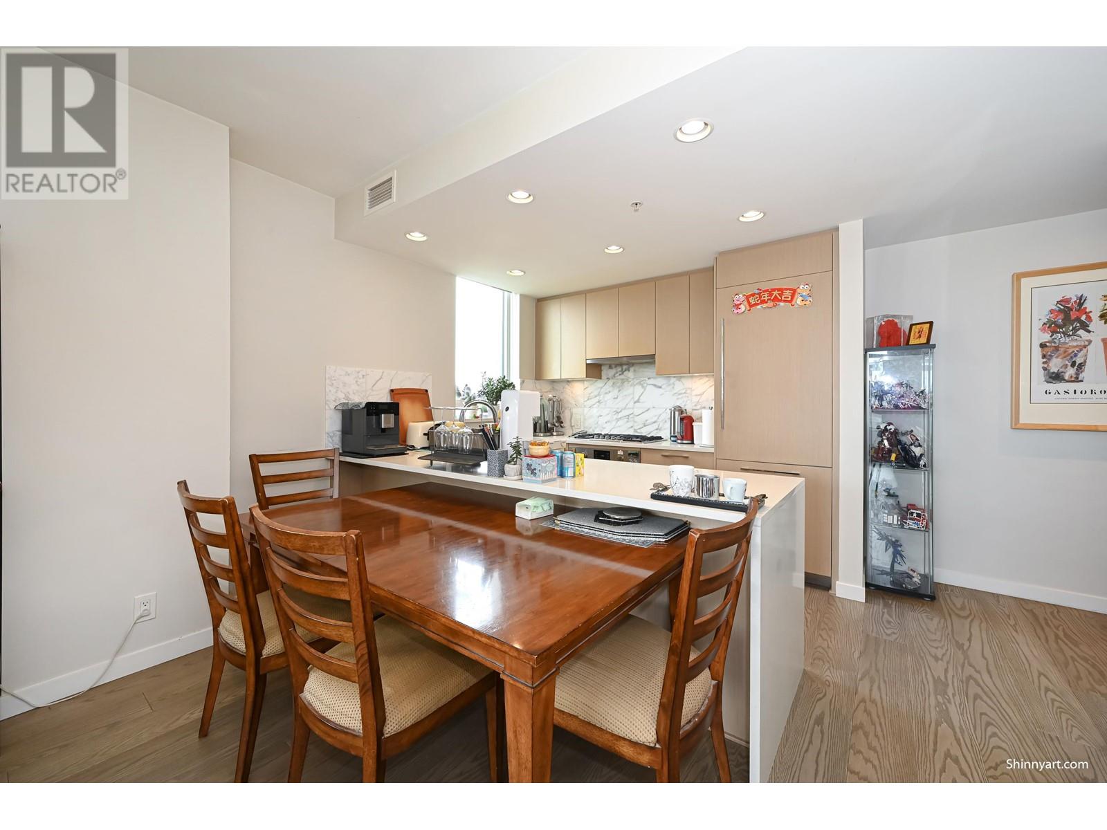 804 3533 ROSS DRIVE, Vancouver