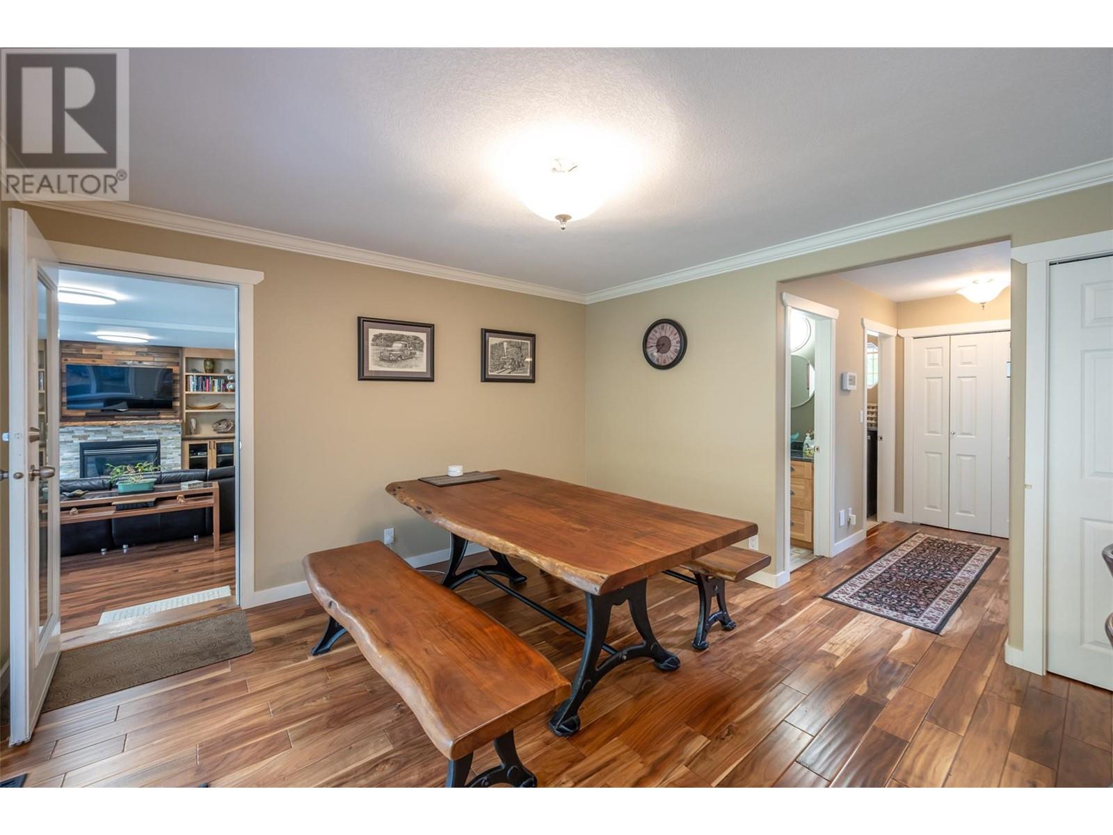 16612 Garnet Valley Road, Summerland