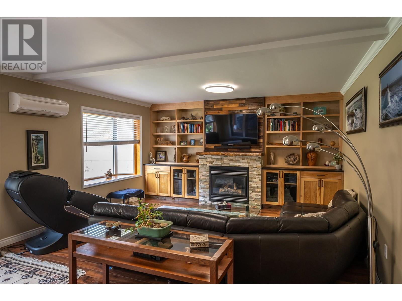 16612 Garnet Valley Road, Summerland