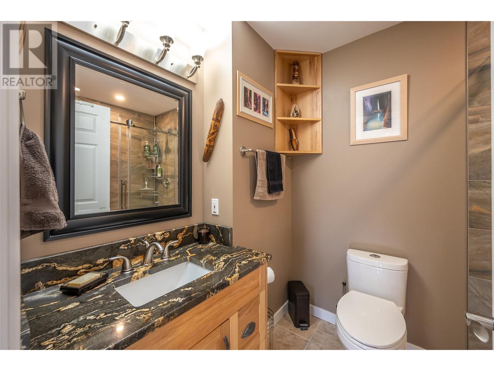 16612 Garnet Valley Road, Summerland