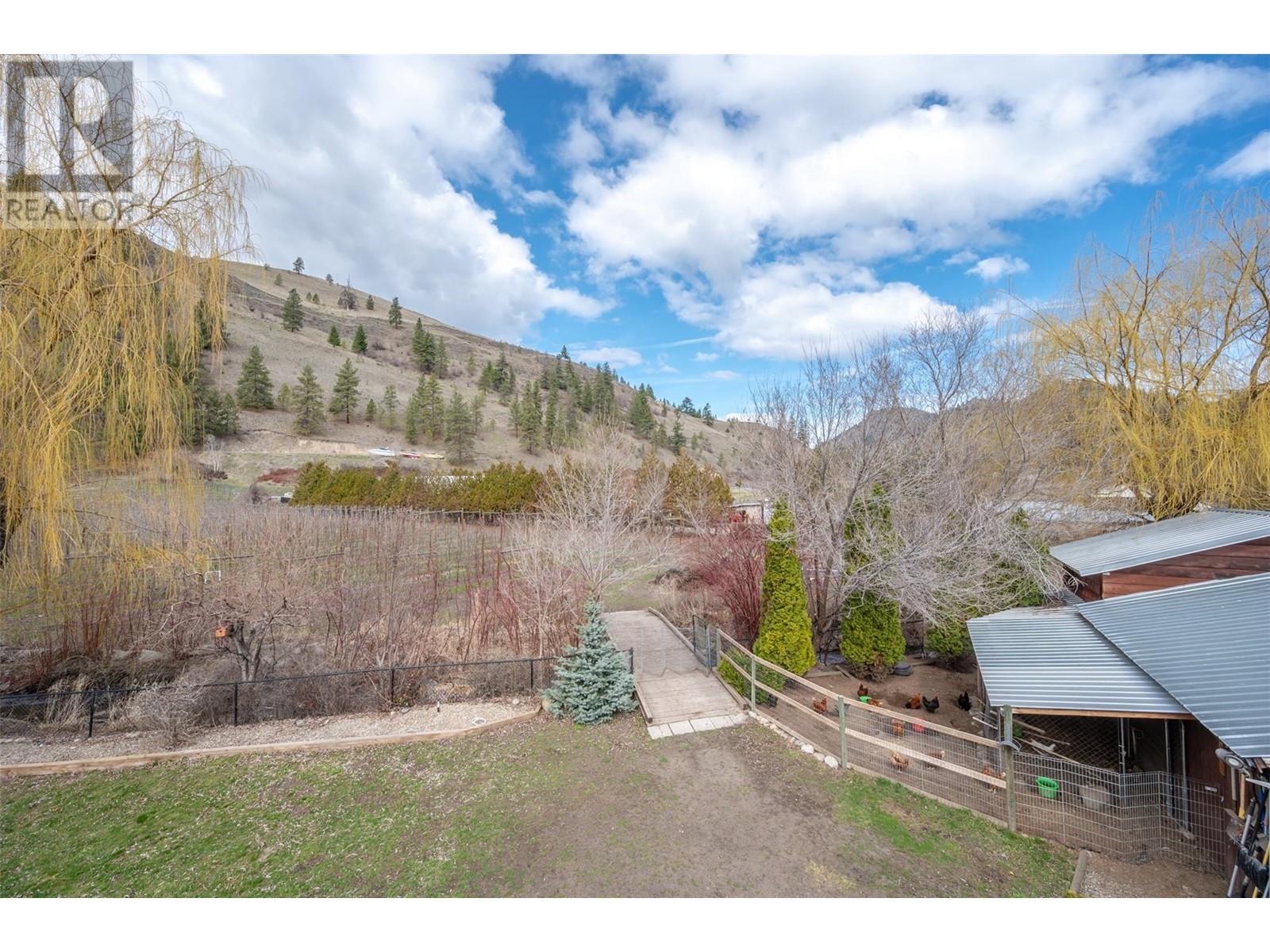 16612 Garnet Valley Road, Summerland
