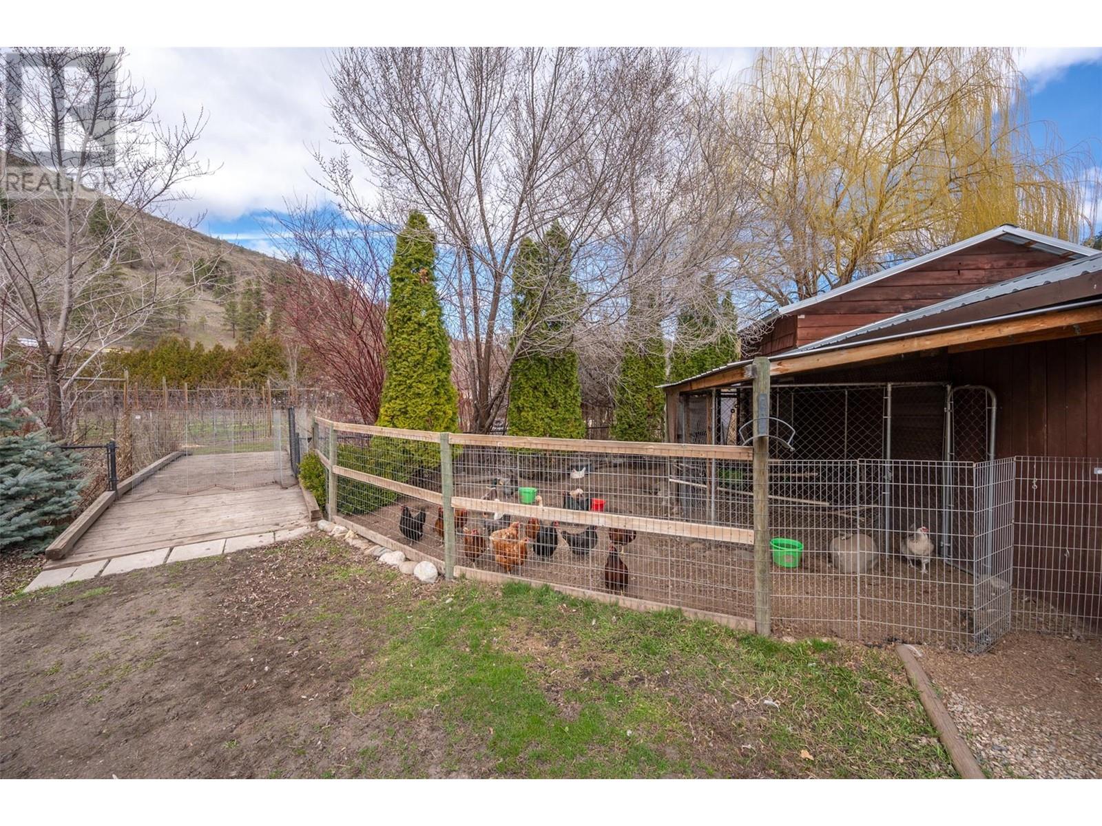 16612 Garnet Valley Road, Summerland