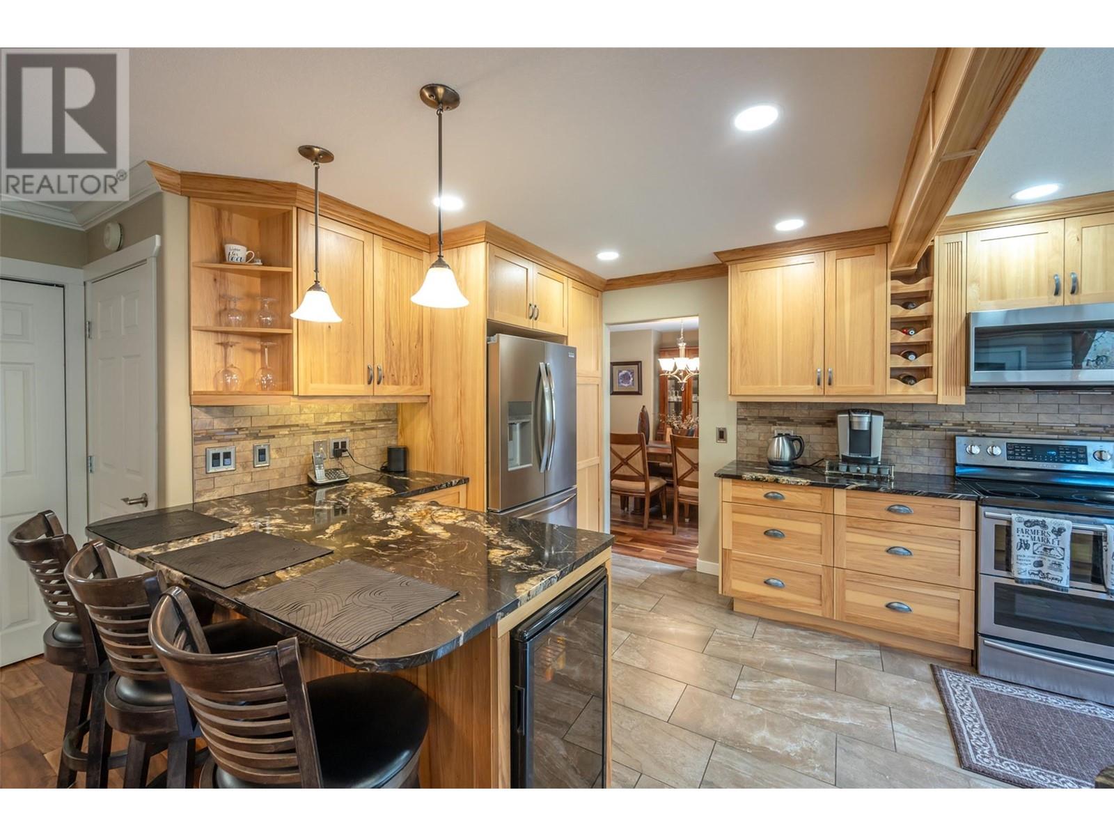 16612 Garnet Valley Road, Summerland
