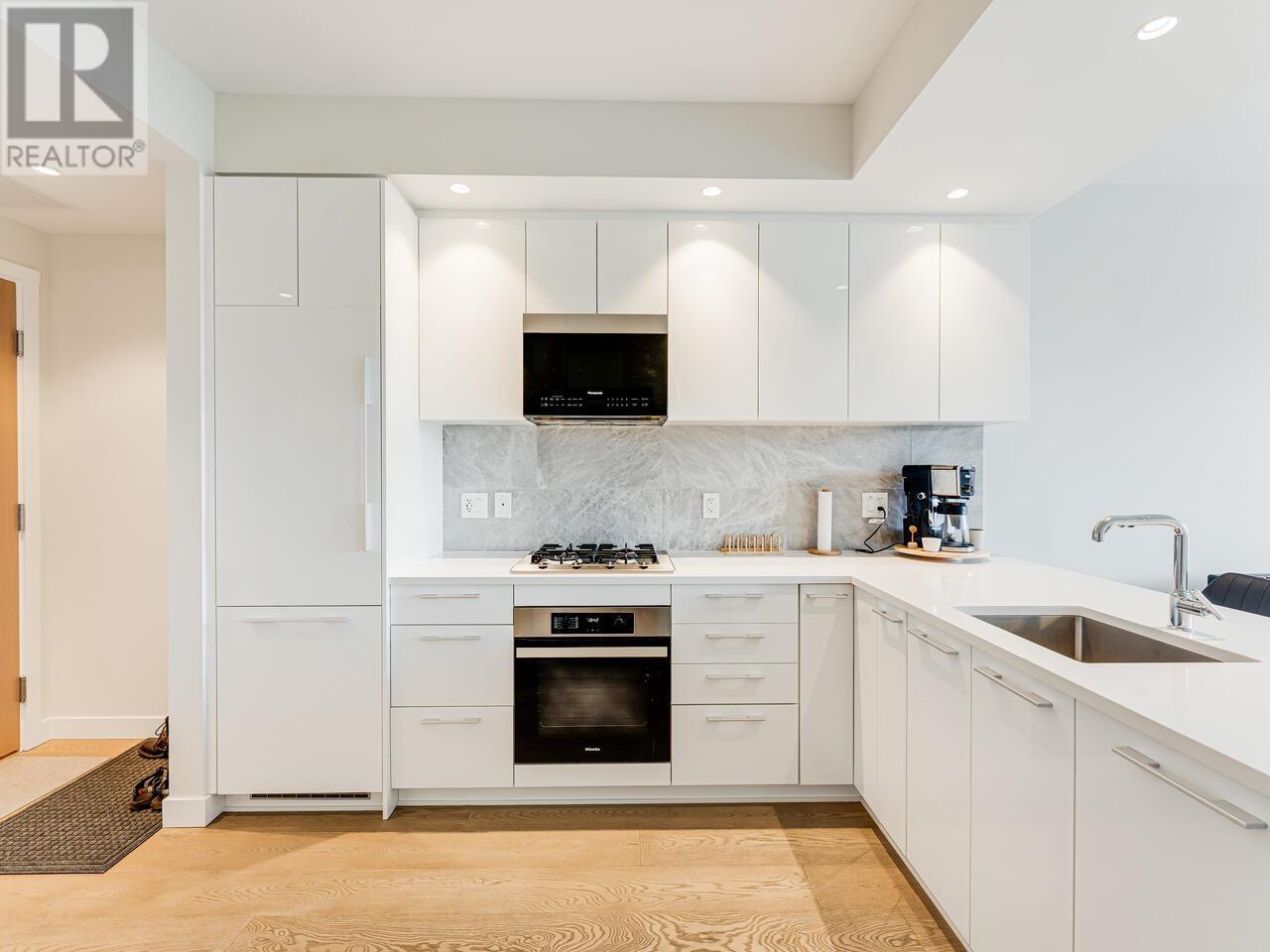 Photo 7 of 1704 5608 Berton Avenue, Vancouver BC