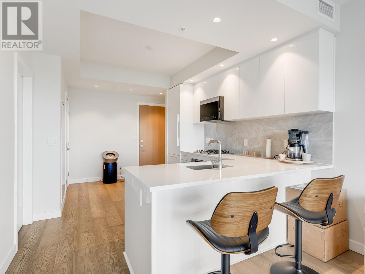 Photo 8 of 1704 5608 Berton Avenue, Vancouver BC