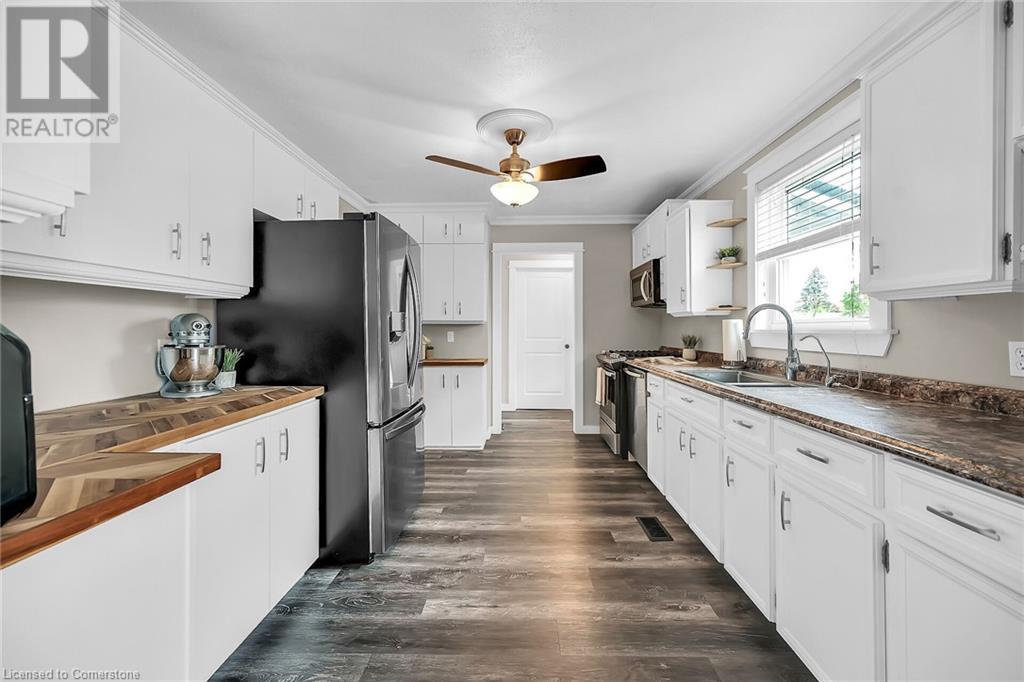 1044 MAIN STREET - 16