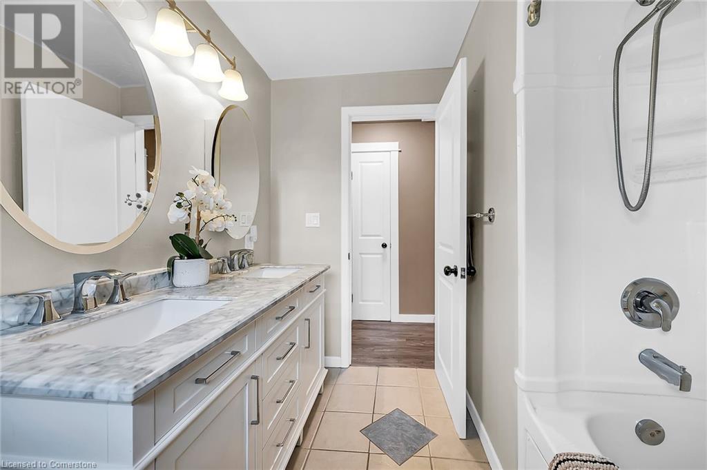 1044 MAIN STREET - 32