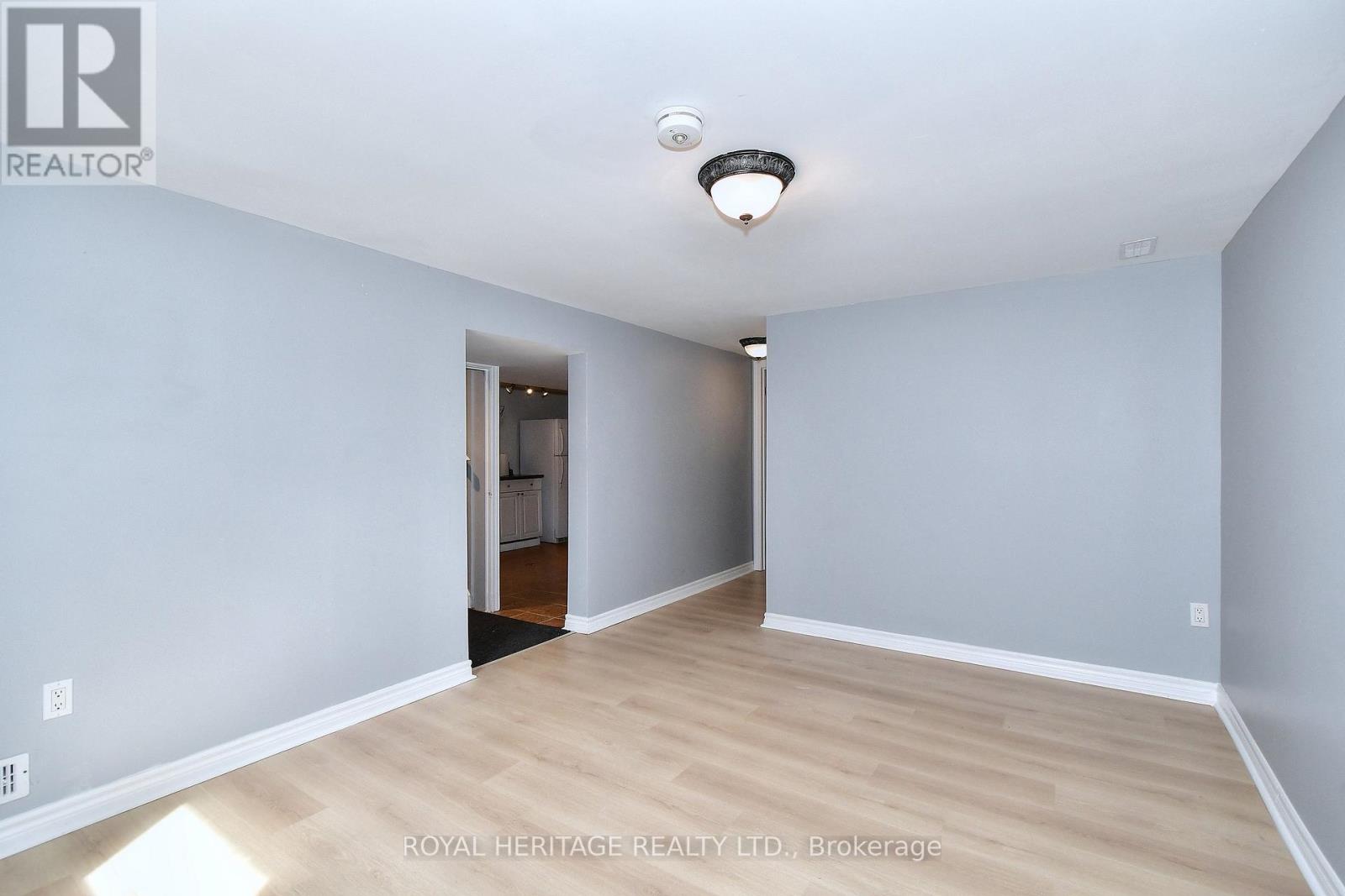 Photo 20 of 819 Brookdale Crescent, Peterborough North ON