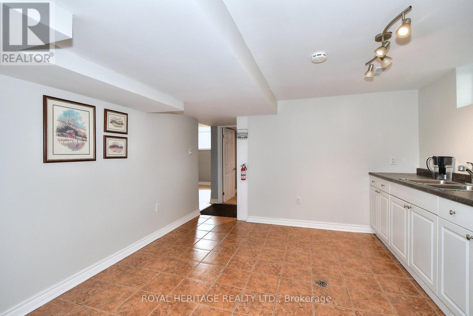 Photo 22 of 819 Brookdale Crescent, Peterborough North ON