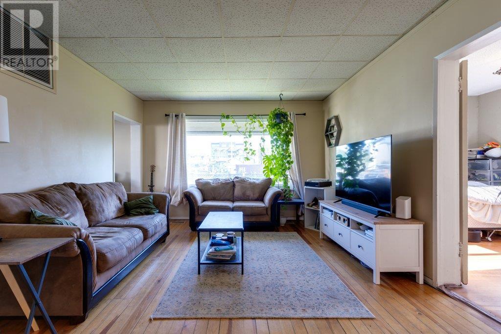  530 Patterson Avenue, Kelowna