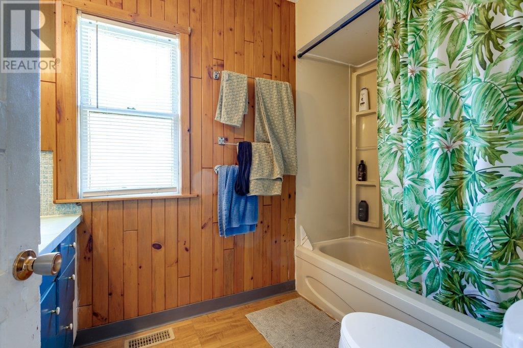  530 Patterson Avenue, Kelowna