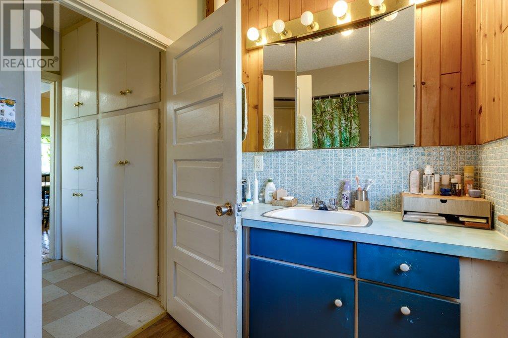  530 Patterson Avenue, Kelowna
