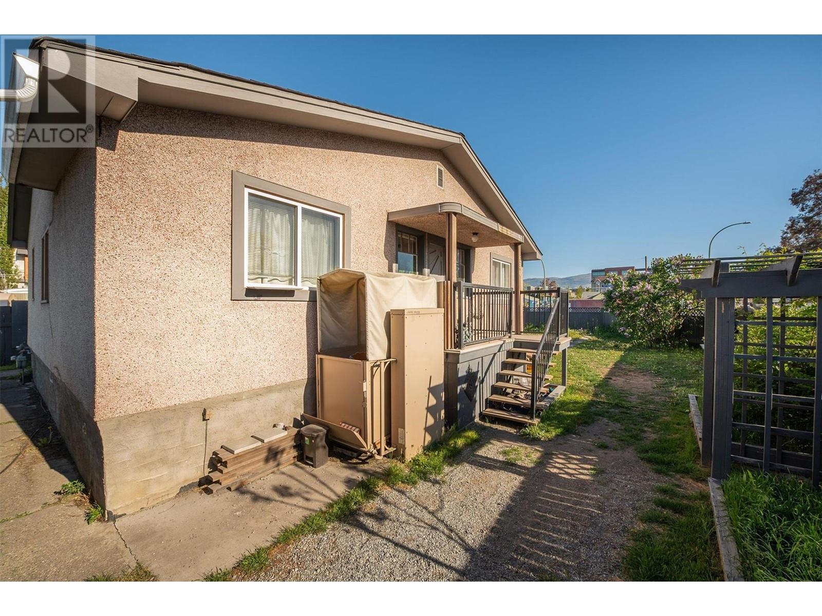  530 Patterson Avenue, Kelowna