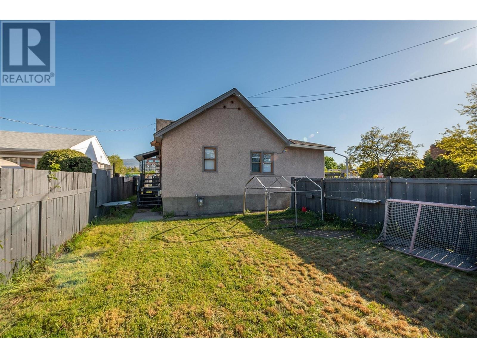  530 Patterson Avenue, Kelowna