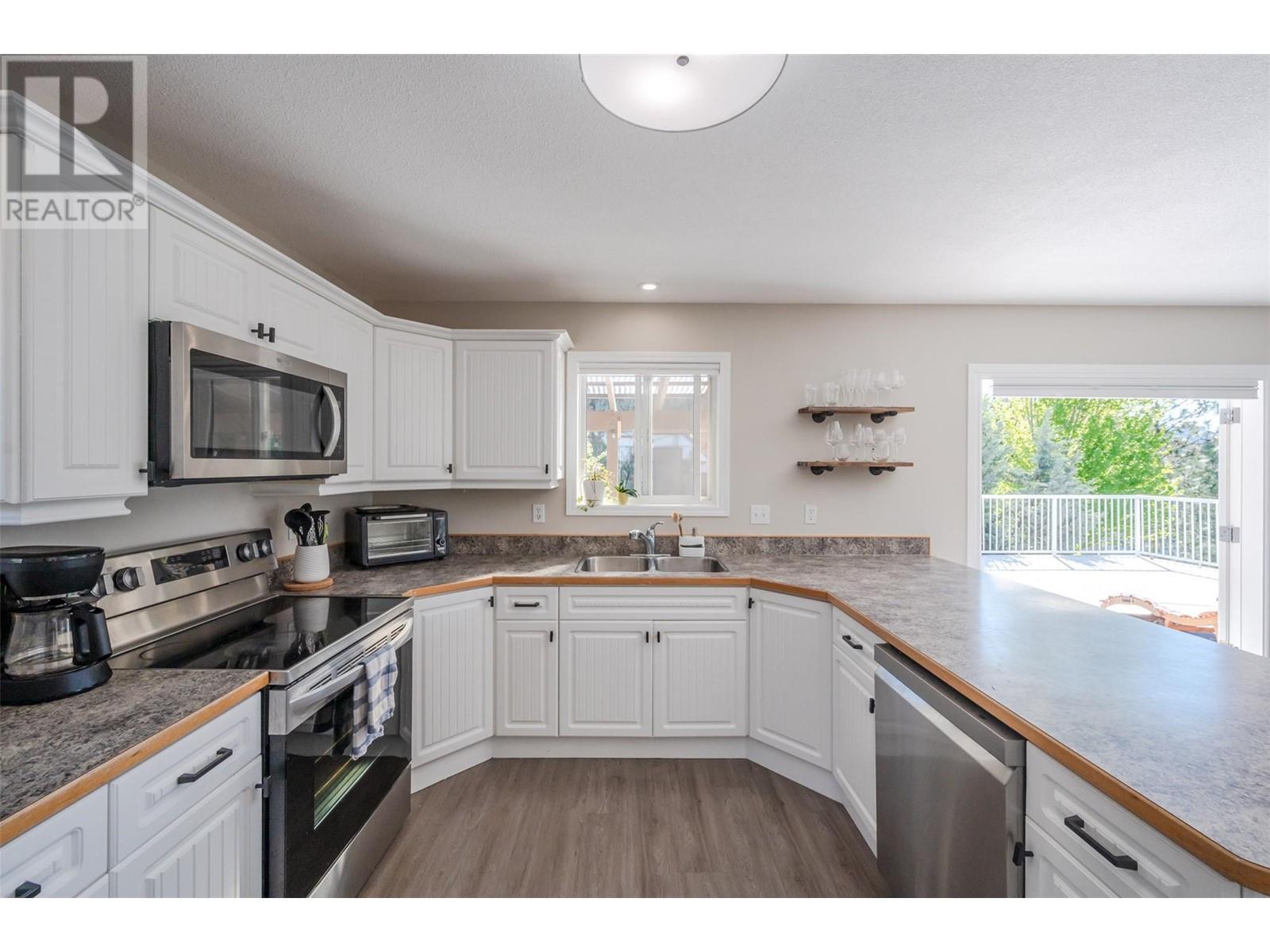  13424 Hermiston Drive, Summerland