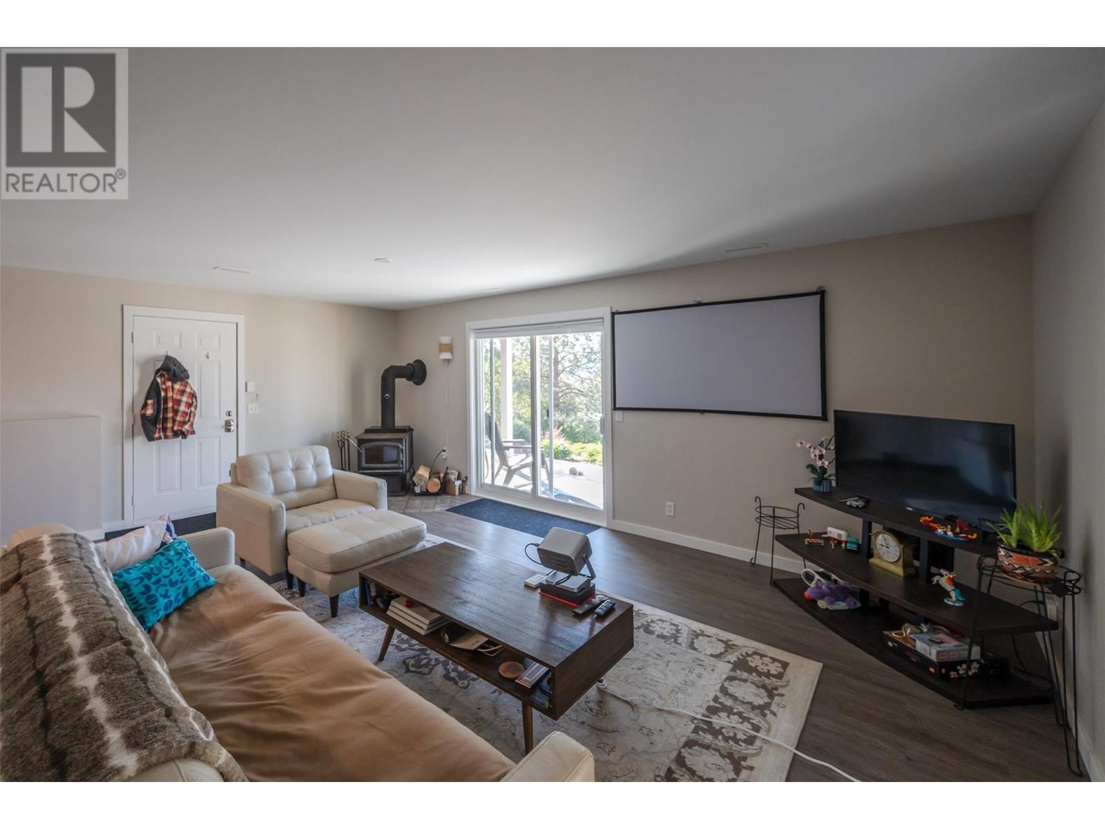  13424 Hermiston Drive, Summerland