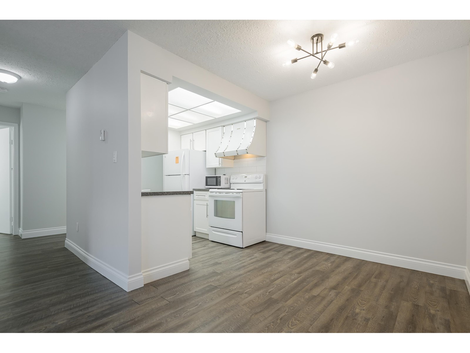Photo 6 of 219 2551 Willow Lane, Abbotsford BC