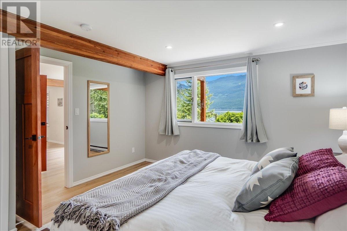 Photo 8 of 3450 Davidson Road, Ainsworth BC