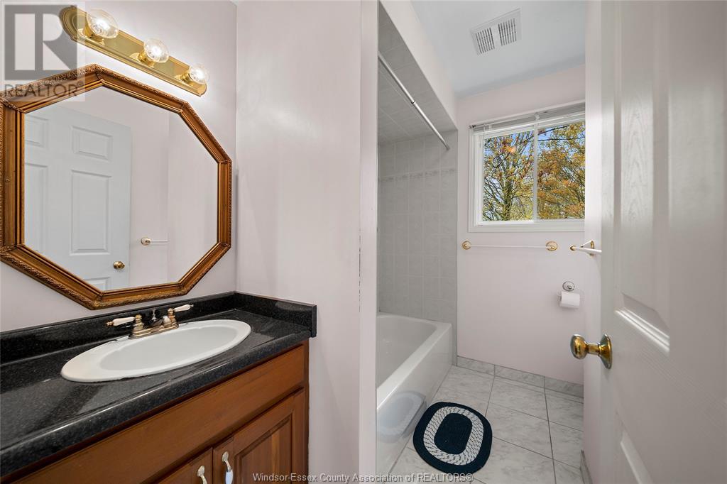 Photo 19 of 156 Lakeshore, Leamington ON