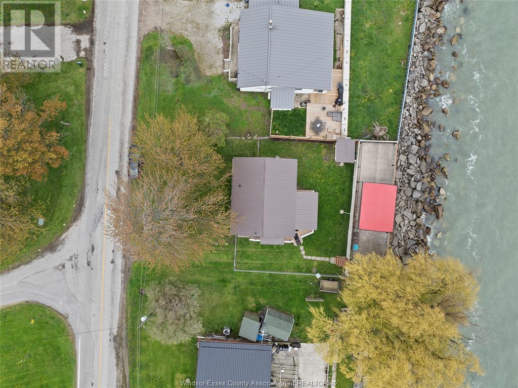 Photo 33 of 156 Lakeshore, Leamington ON