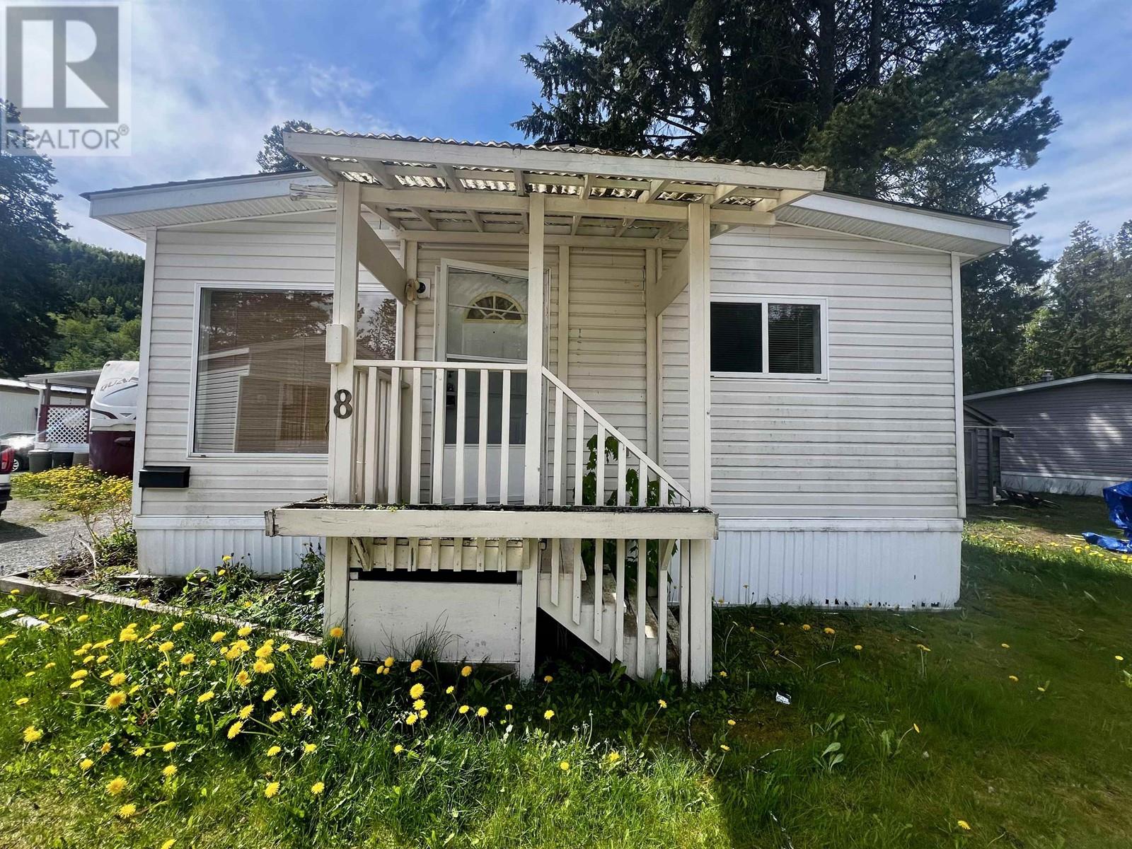 #8-4619 QUEENSWAY Drive, Terrace