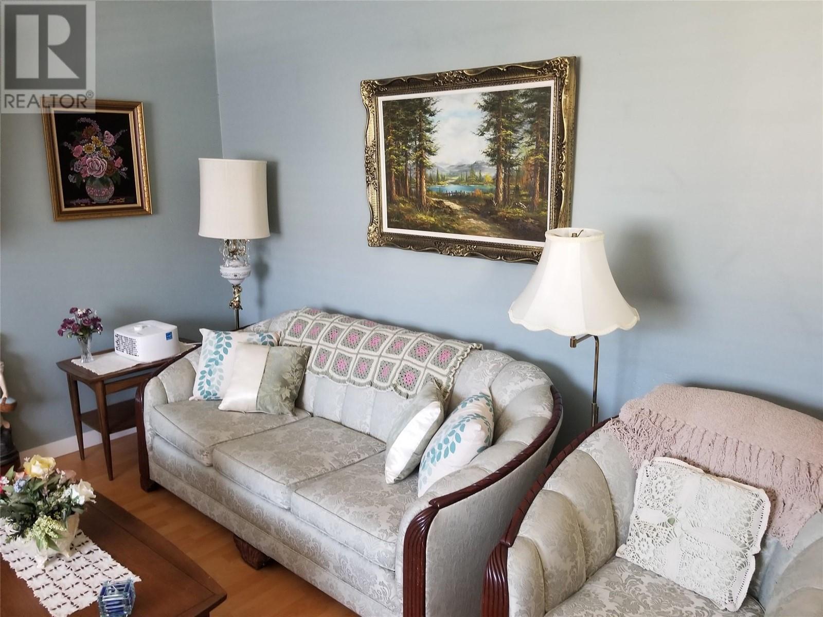 Photo 21 of 721 725 Shuswap Avenue, Chase BC