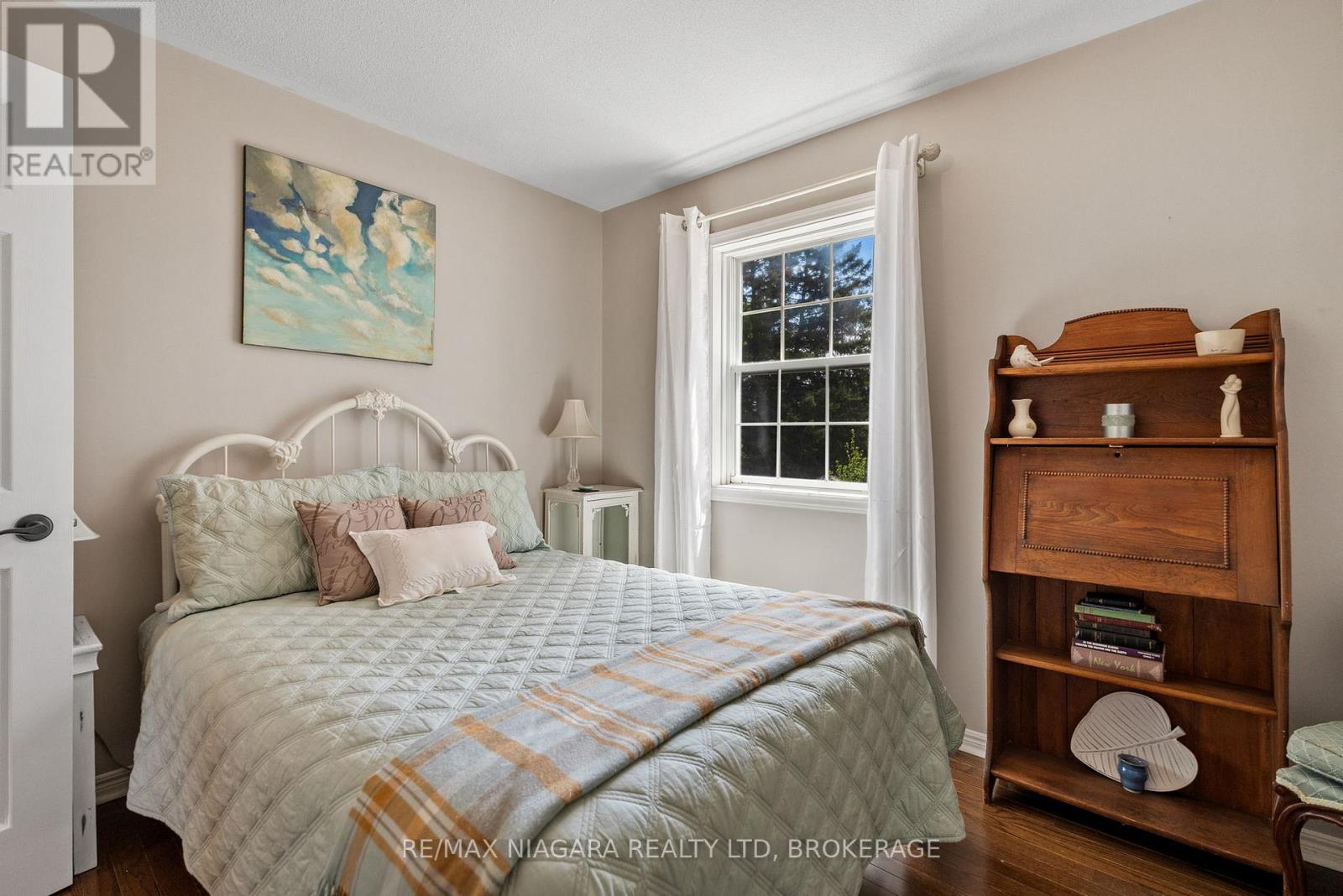 Photo 21 of 514 King Street, Niagaraonthelake ON