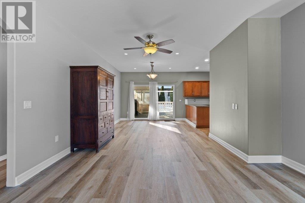 2860 15 Avenue Northeast, Salmon Arm