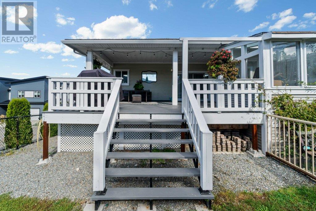  2860 15 Avenue Northeast, Salmon Arm