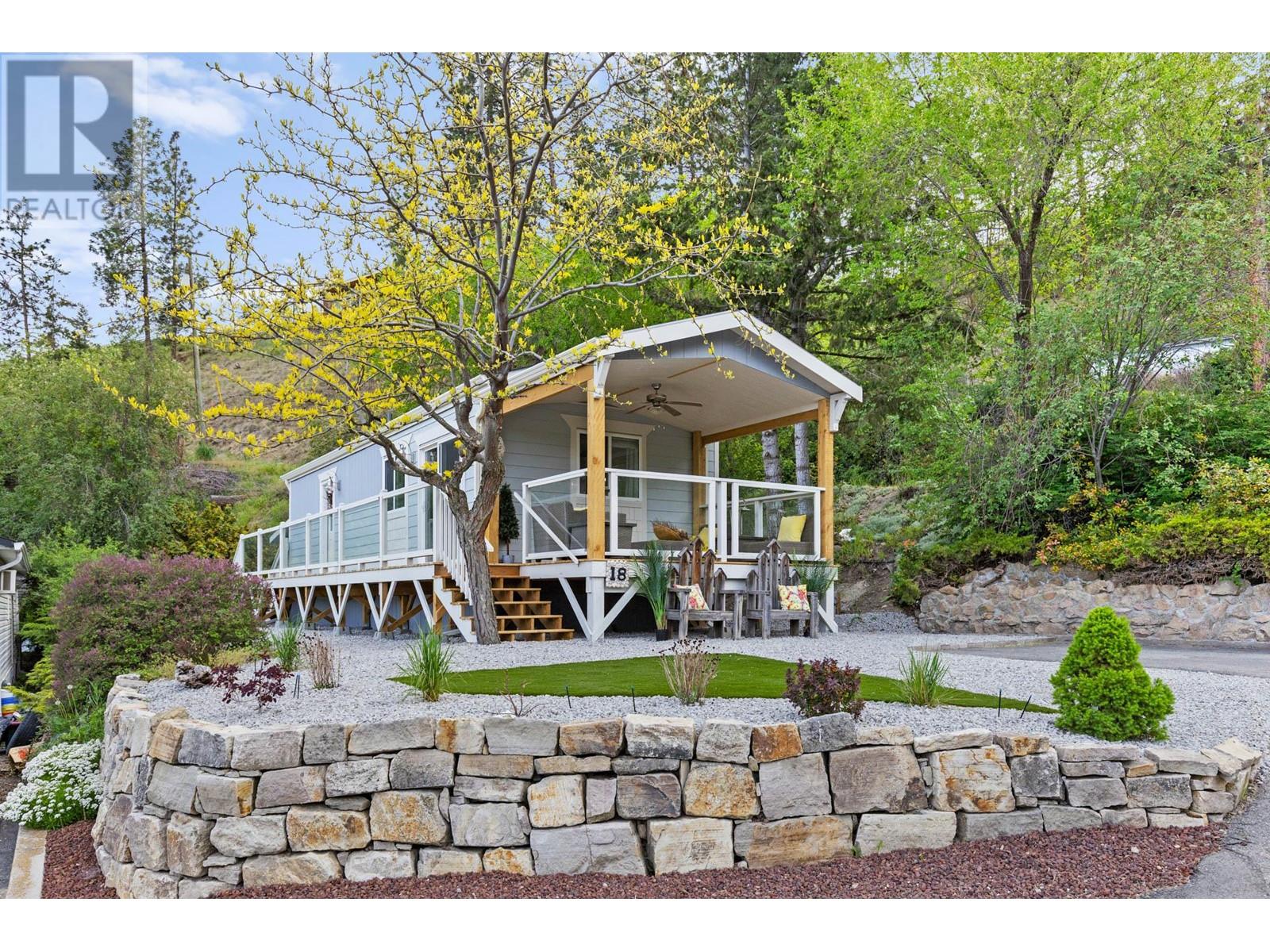 18 6711 Highway 97 Other South, Peachland