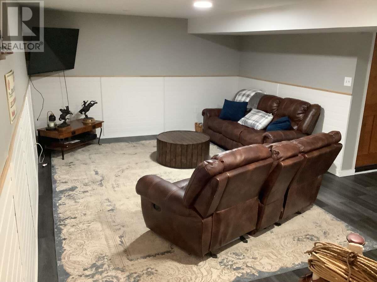 5121 Mission Road, Cranbrook