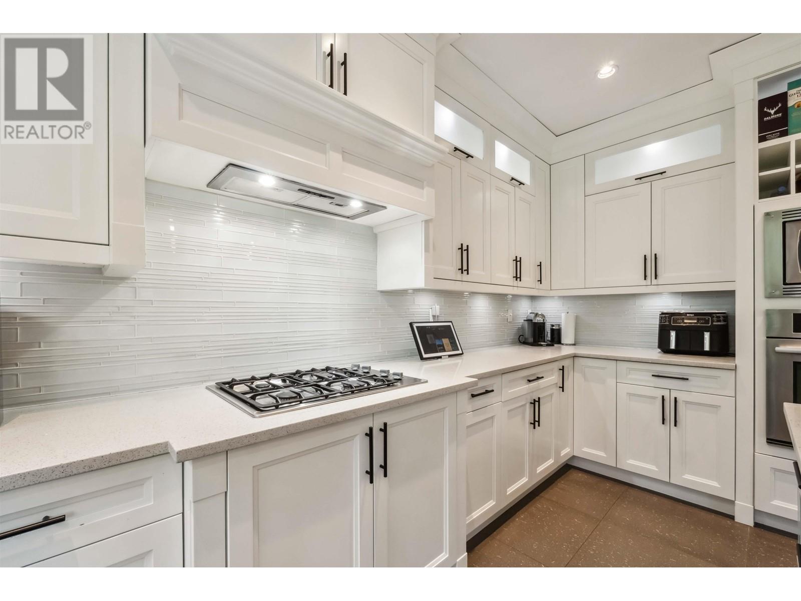 Photo 13 of 11718 236 Street, Maple Ridge BC