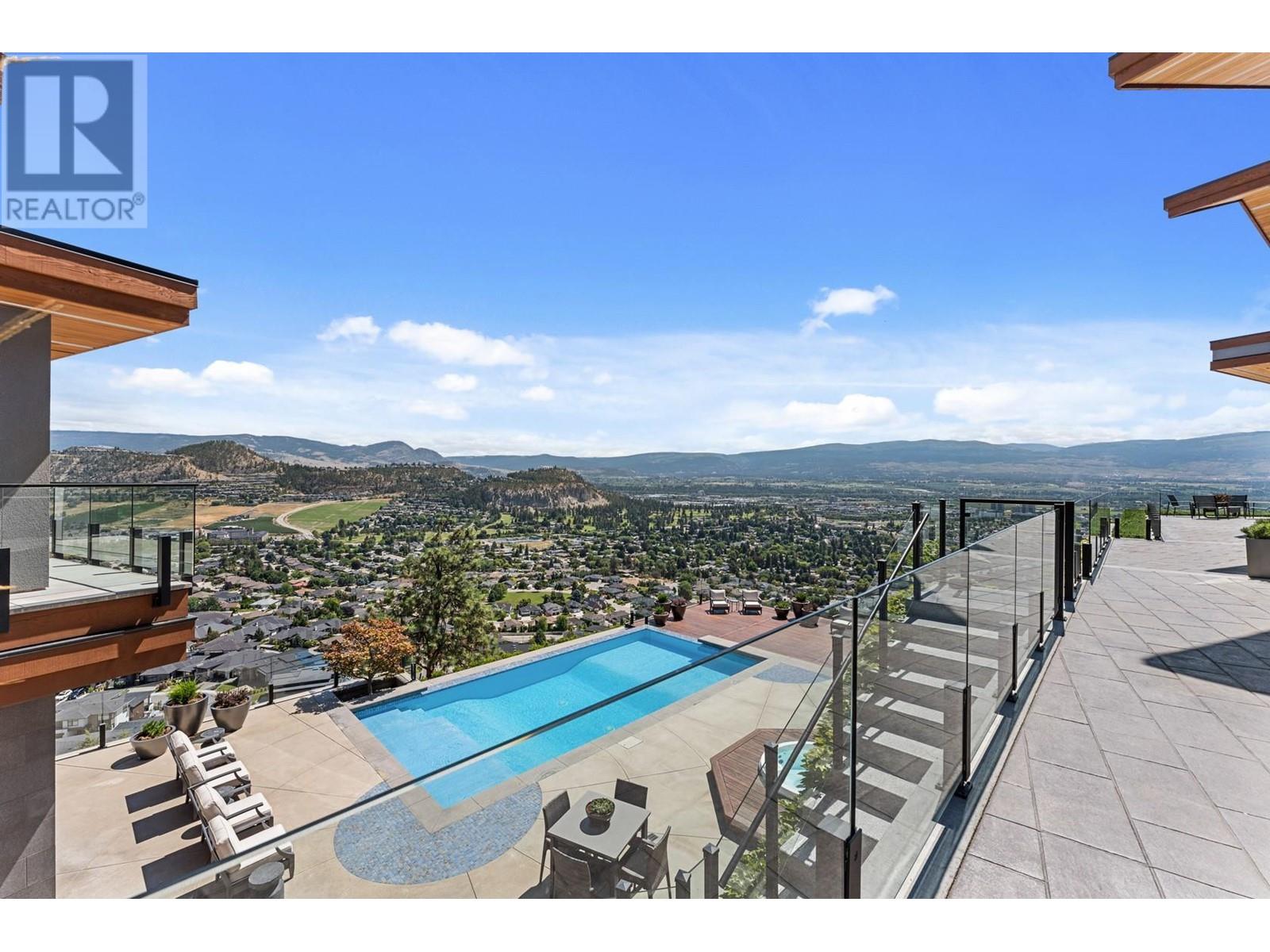 733 Forestridge Lane, Kelowna
