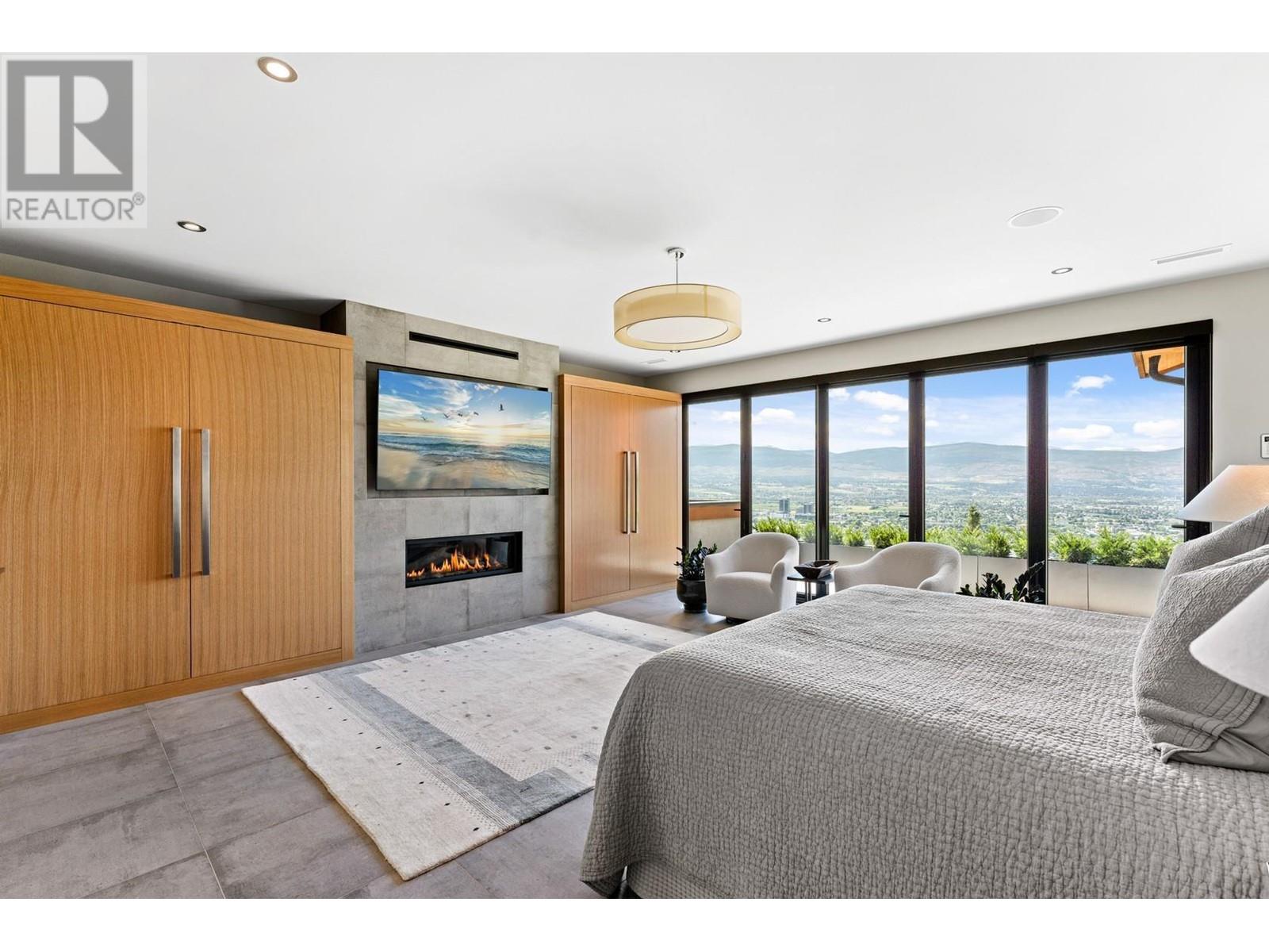 733 Forestridge Lane, Kelowna