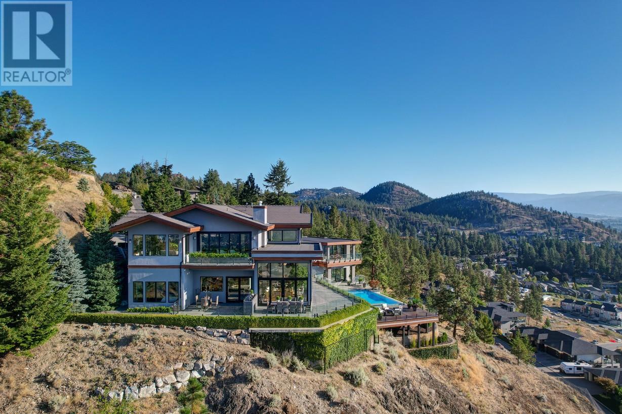 733 Forestridge Lane, Kelowna