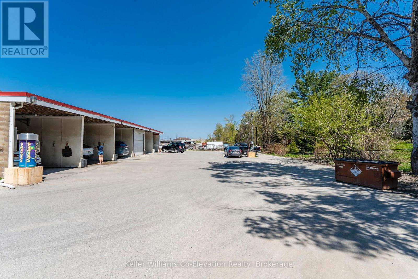 Photo 16 of 793 Vindin Street, Midland ON